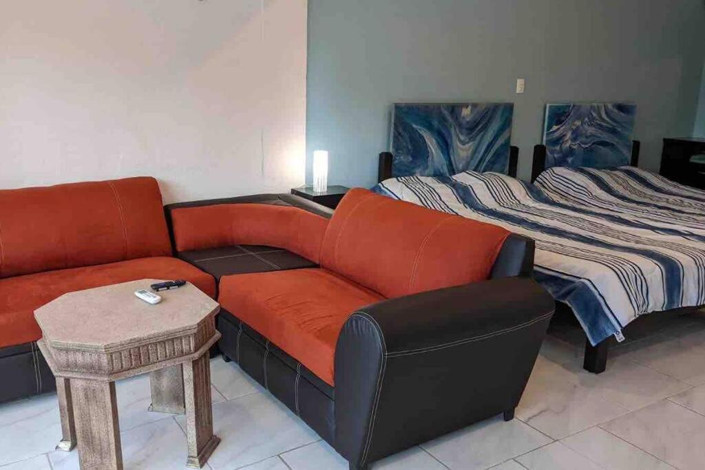 Cancun Oceanfront, Entire Apartment Exterior photo