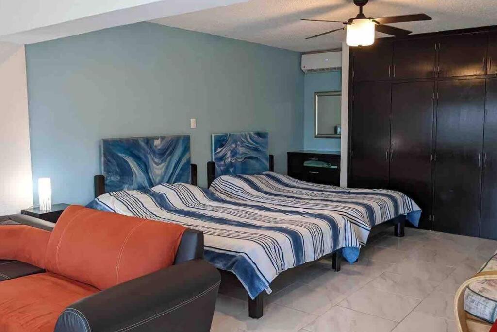 Cancun Oceanfront, Entire Apartment Exterior photo