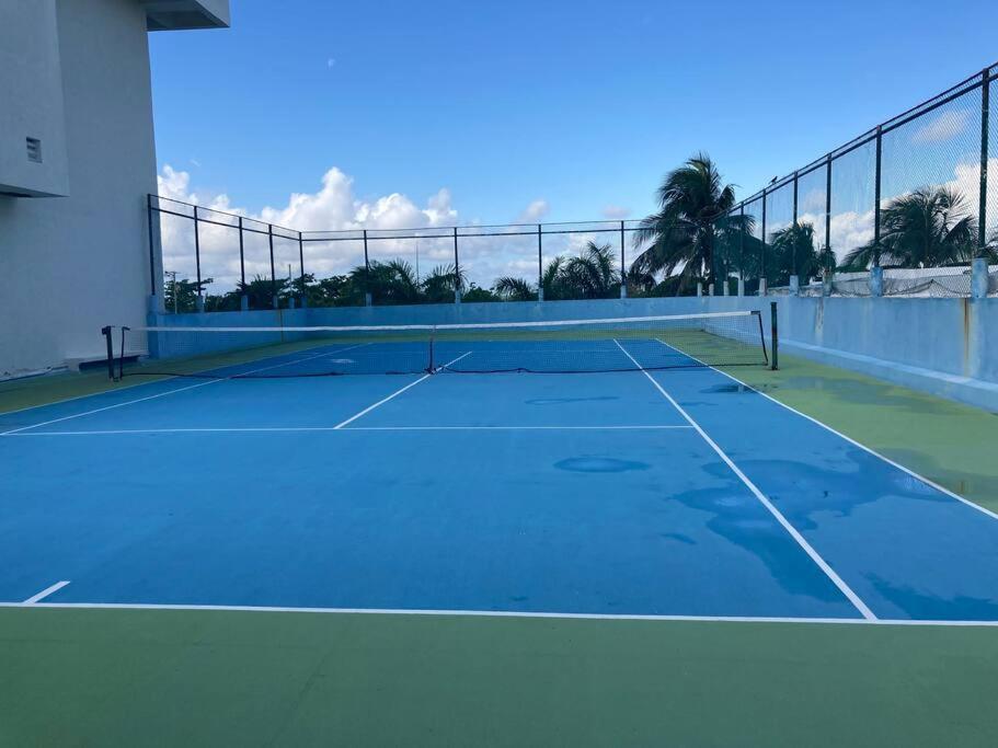 Cancun Oceanfront, Entire Apartment Exterior photo