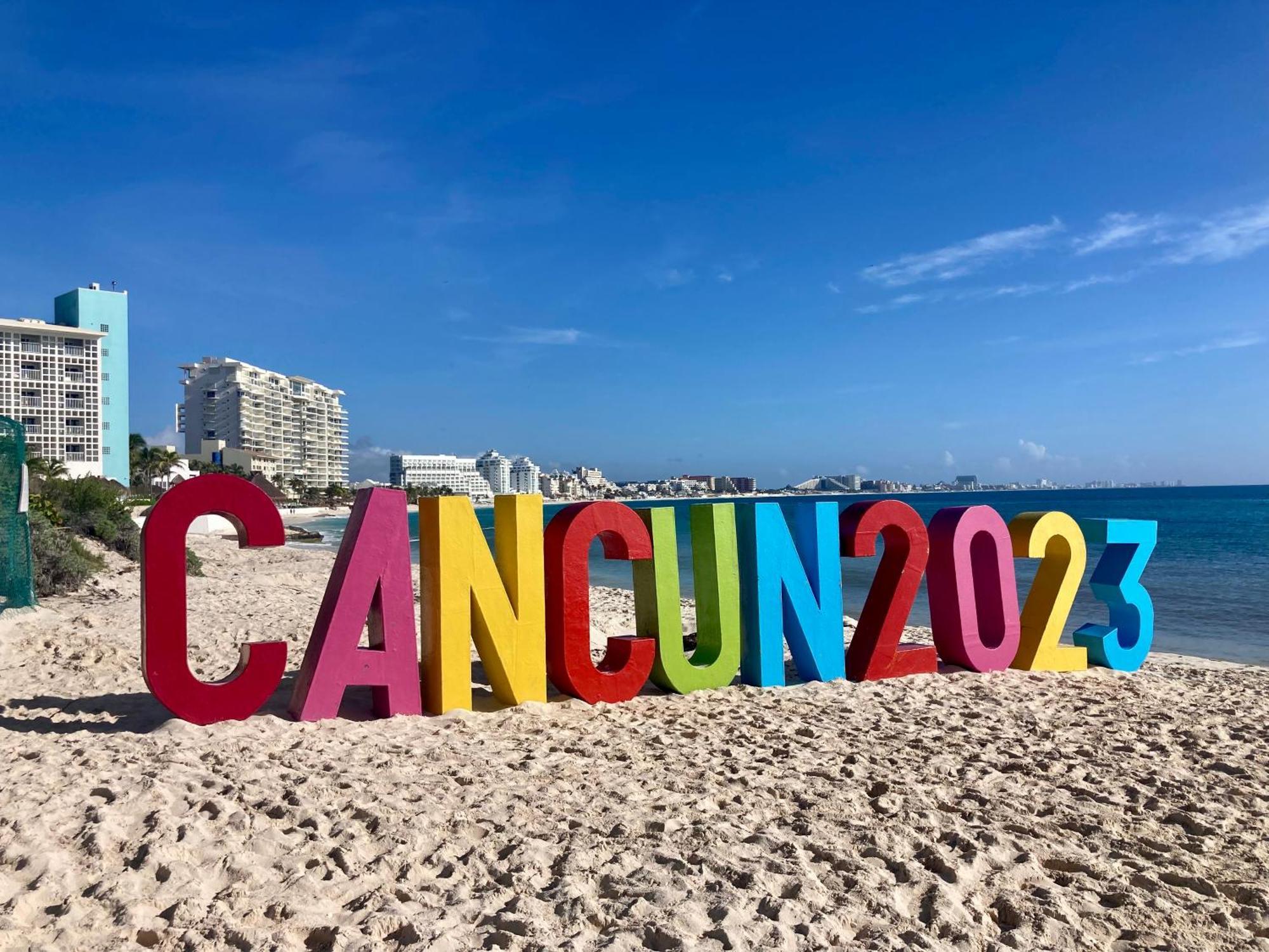 Cancun Oceanfront, Entire Apartment Exterior photo